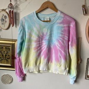NWOT pastel tie dye crew